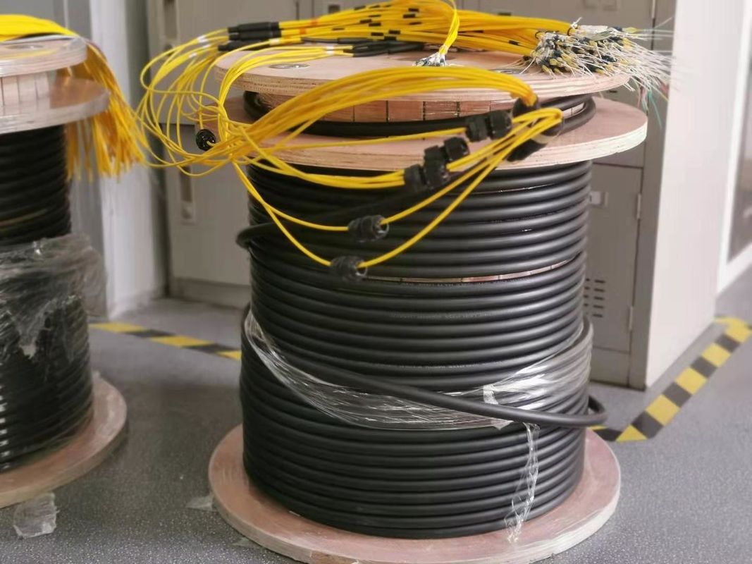 3-milimetrowy zbrojony kabel krosowy światłowodowy, kabel krosowy LC Wodoodporne złącze M12