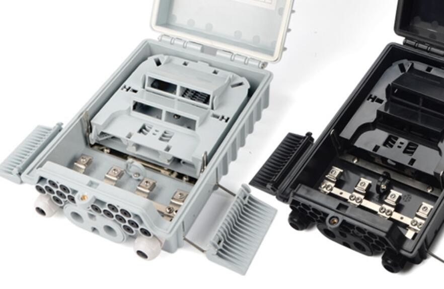 Skrzynka połączeniowa Światłowodowa ściana zewnętrzna Ftth 2 wlot + port o średniej rozpiętości, 16 wylotów dla kabli kroplowych