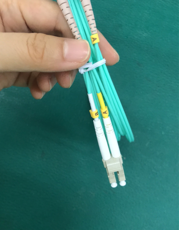 Patchcord światłowodowy SC LC OM3 300 Duplex LSZH Jacket Aqua Color