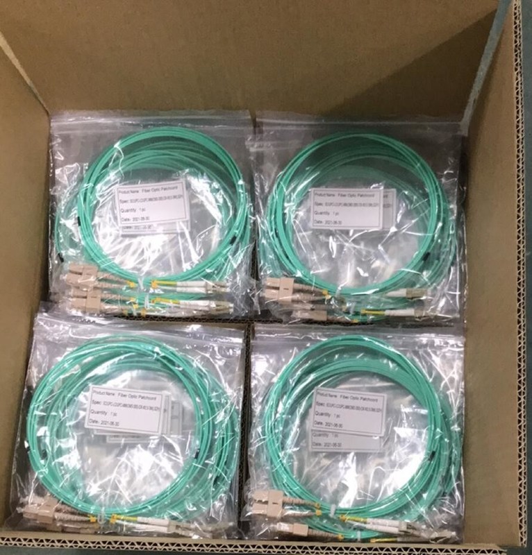 Kabel światłowodowy 3,0 mm OM3 3 metrowy kabel światłowodowy LC do SC wielomodowy dupleksowy