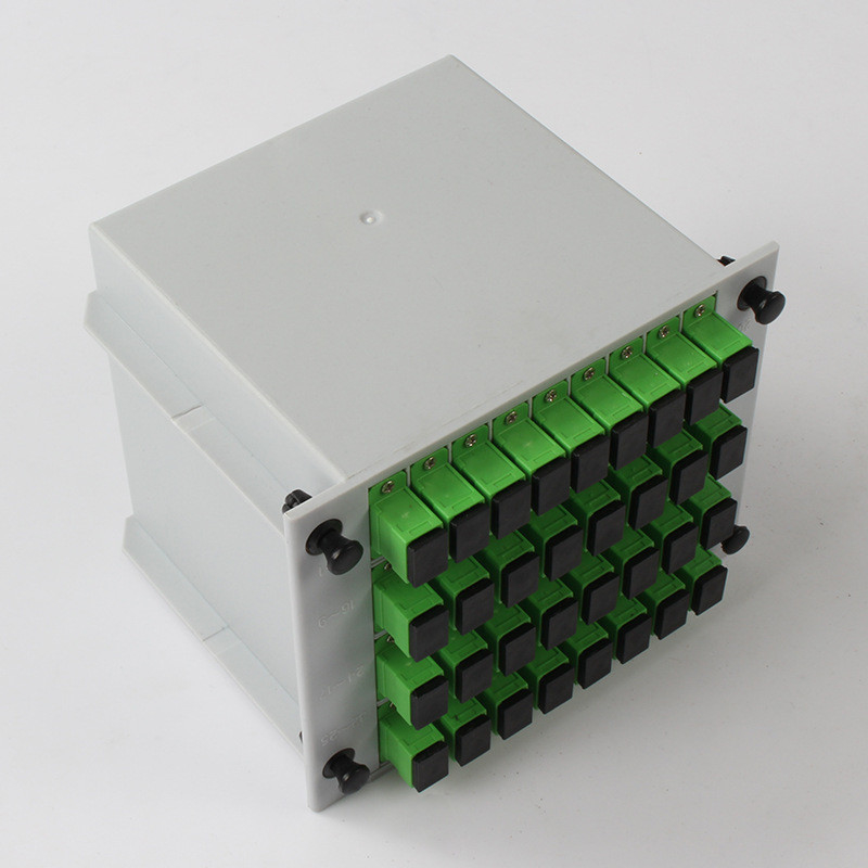 Rozdzielacz światłowodowy 1X32 SC Złącze APC 1310nm RL 55db Włókno 0,9 mm